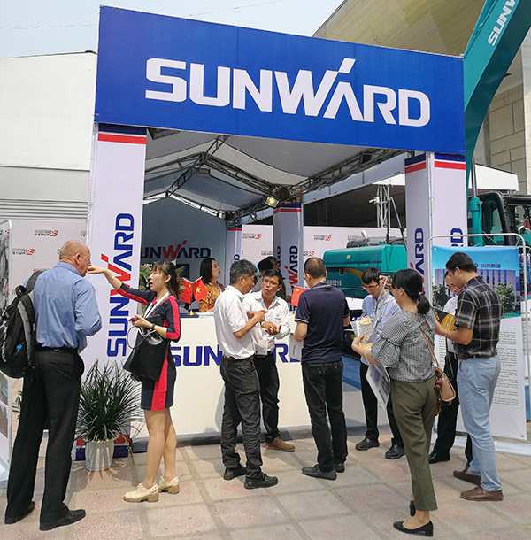 FH至尊智能携全球领先凿岩设备，引爆越南矿业展