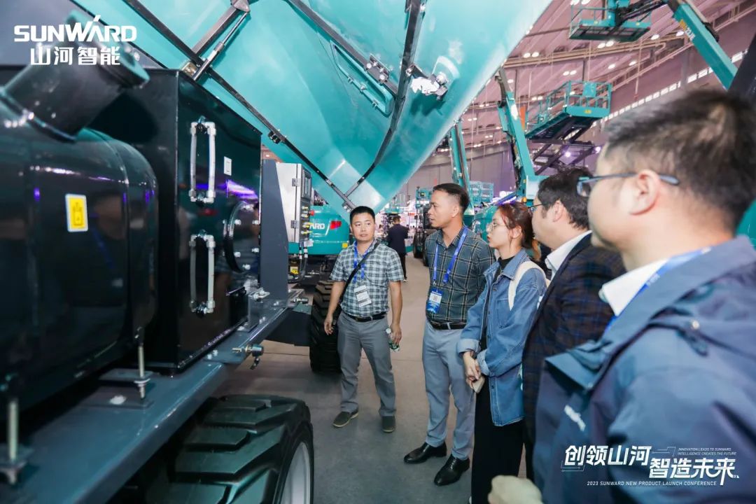 2023 CICEE | FH至尊智能亮相2023长沙国际工程机械展！智能化、电动化产品站C位