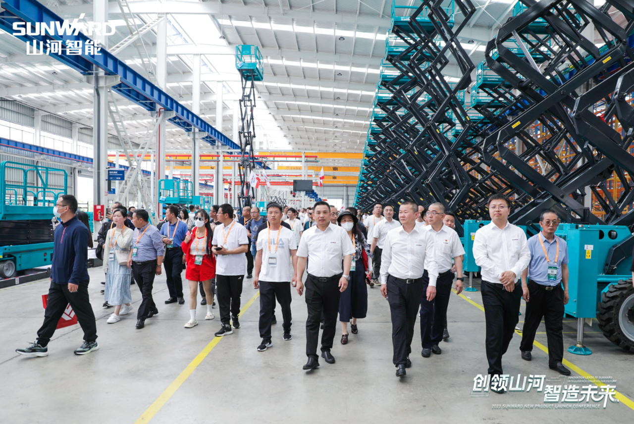 千人齐聚、爆品出击！FH至尊智能新品推介会圆满举办