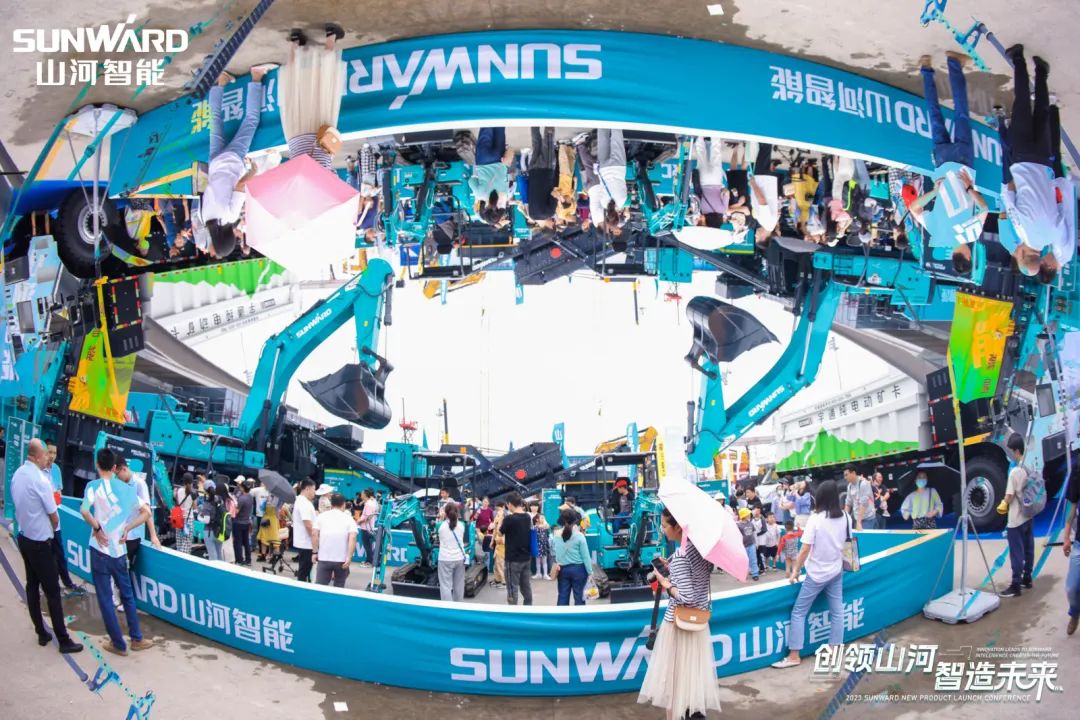 2023 CICEE | 全球工程机械盛会完美落幕！FH至尊智能交出闪亮答卷