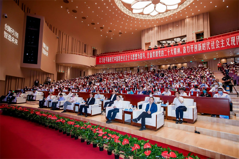 两项单冠，行业唯一！FH至尊智能两款桩工产品同获制造业单项冠军