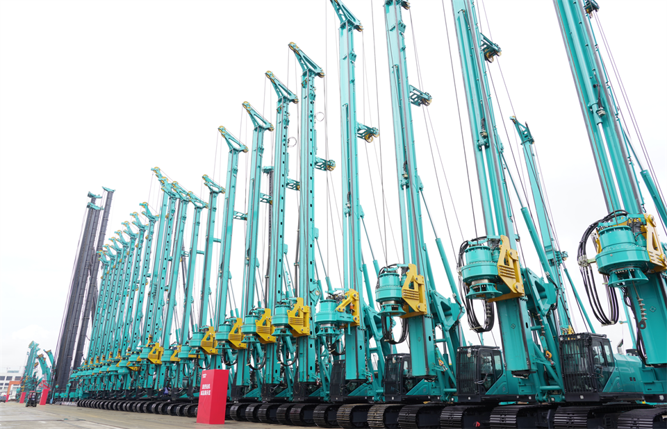 两项单冠，行业唯一！FH至尊智能两款桩工产品同获制造业单项冠军