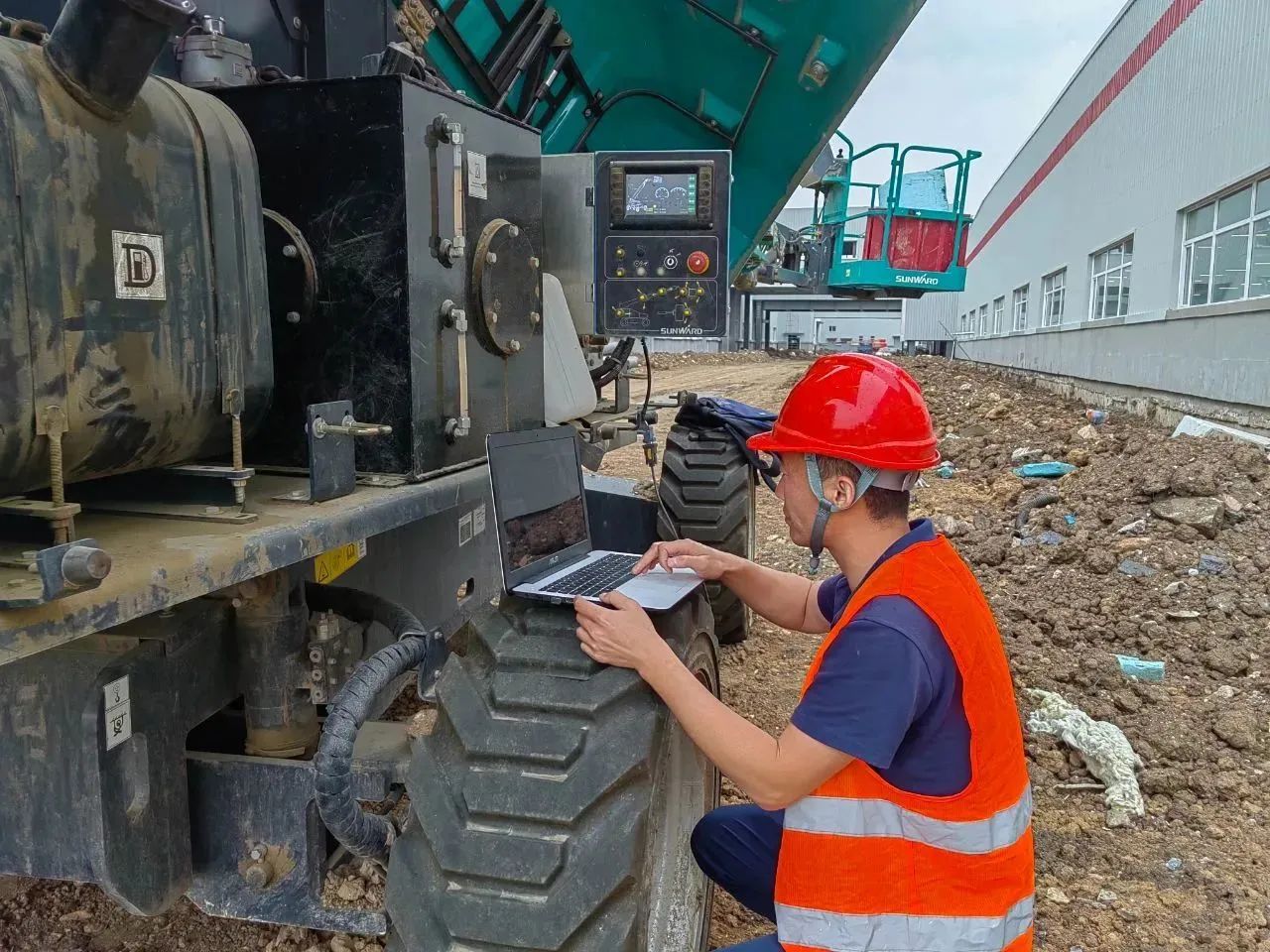 倾听客户心声！FH至尊智能高空机械“服务万里行”走进东北