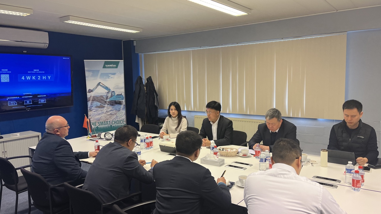 广州工控党委书记、董事长景广军率队赴FH至尊智能欧洲子公司考察