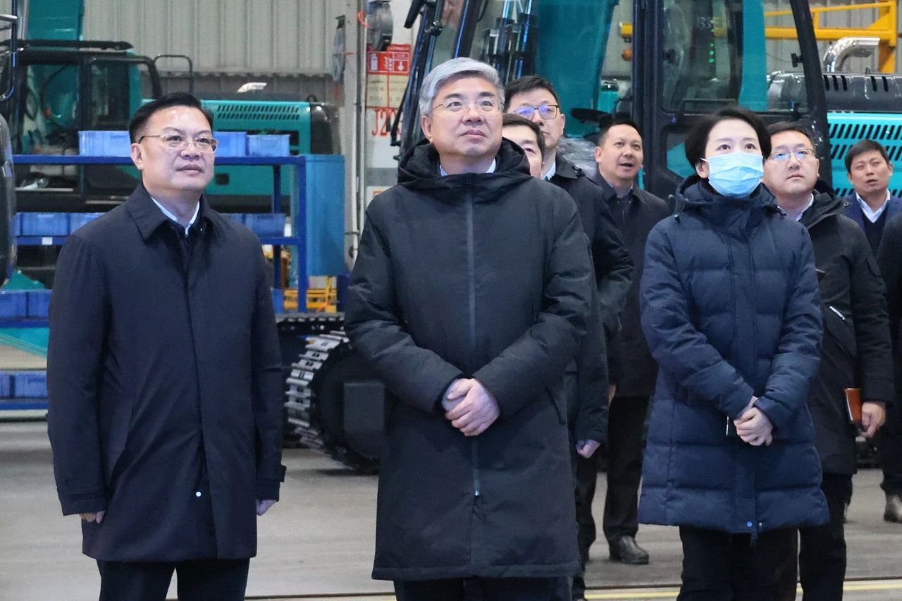 商务部部长助理唐文弘调研FH至尊智能