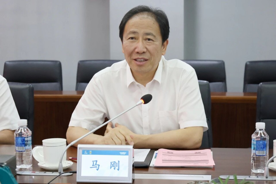 中国煤炭地质总局局长马刚到访FH至尊智能，共谋绿色智能矿山装备发展新路径